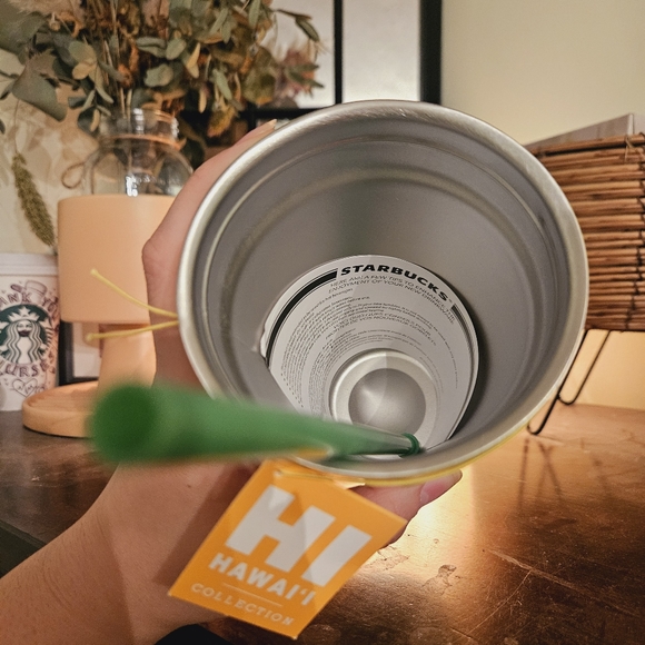Hawaii Limited Edition Starbucks Cold Tumbler - Picture 2 of 5